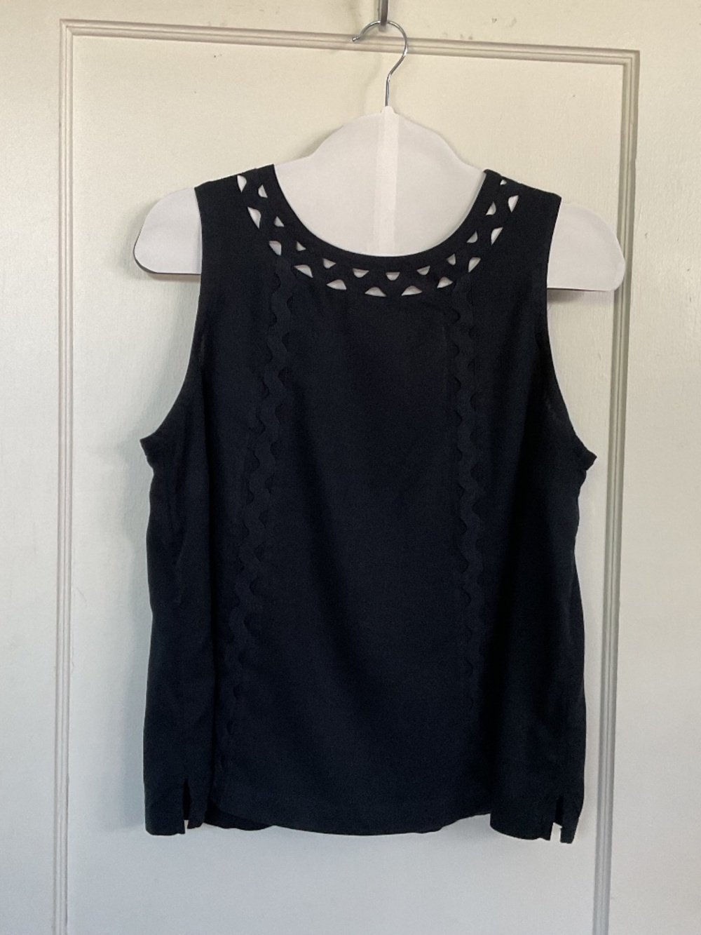 Navy blue lInen blend top